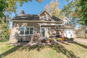 902 18th St Columbus, IN 47201