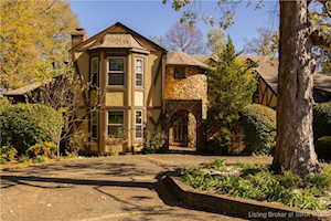 261 Indian Hills Dr NE Corydon, IN 47112