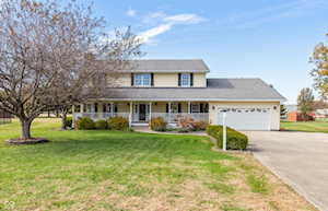 2132 Lower Heiskell Ct Seymour, IN 47274