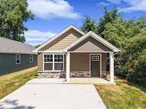 420 Myrtle St Jeffersonville, IN 47130