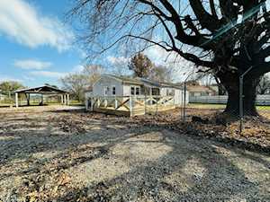 544 E Hilltop Dr Scottsburg, IN 47170