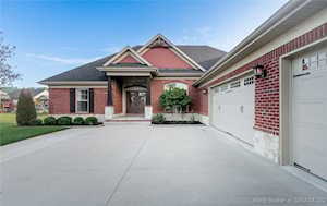 3008 Saratoga Ln Sellersburg, IN 47172