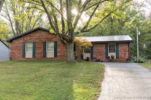 2131 Seneca Dr Madison, IN 47250