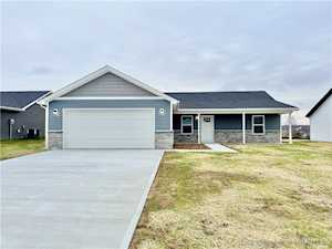 1237 Woodland Ave Scottsburg, IN 47170