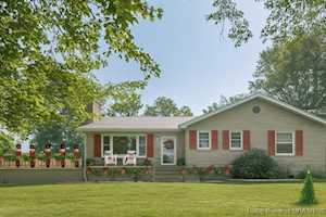 779 N Washington St Scottsburg, IN 47170