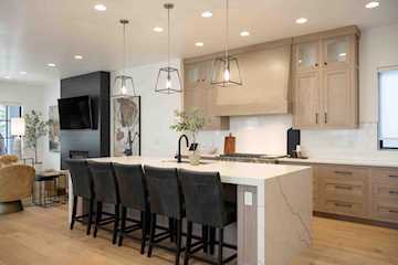 5346 Cyan LN St George, UT 84790 home for sale, MLS#24-253895 - Erika Rogers Photo 2