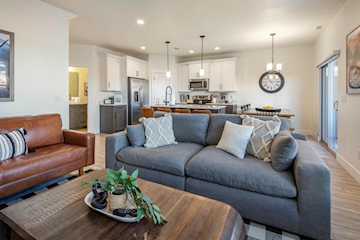 1377 E Vista Roja Washington, UT 84780 home for sale, MLS#24-256489 - Erika Rogers Photo 4