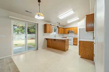 1040 S 1100 E #85 St George, UT 84790 home for sale, MLS#25-258510 - Erika Rogers Photo 5