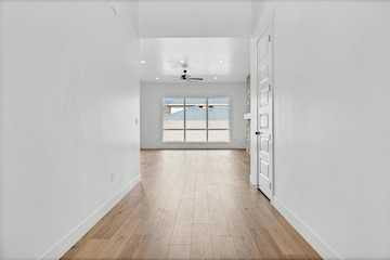 1279 E Libra ST Washington, UT 84780 home for sale, MLS#25-259417 - Erika Rogers Photo 5