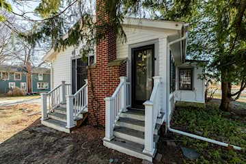 303 E Middle St in Chelsea, MI Photo 5