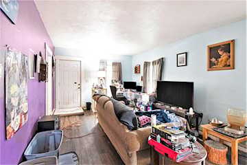 1015 Pearl St in Dewitt Twp, MI Photo 5