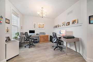 3092 N Spurway Dr in Ann Arbor, MI Photo 4