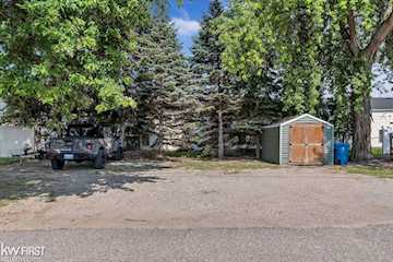 14252 Dartmouth Dr in Fenton Twp, MI Photo 4