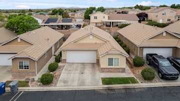 2930 E 450  N #F6 St George, UT 84790 home for sale, MLS#25-260198 - Erika Rogers Photo 3