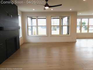 3521 Chester Rd in Royal Oak, MI Photo 4