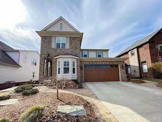 220 S Castell Ave in Rochester, MI Photo 3
