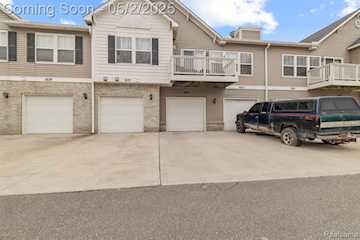 1635 Welland St in Howell, MI Photo 5