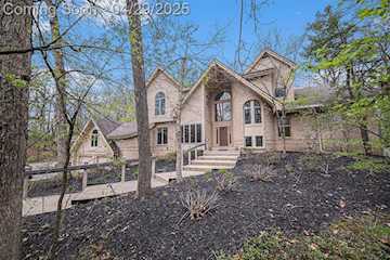 2925 Exmoor Rd in Ann Arbor, MI Photo 2