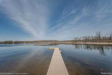 4405 Shoreview Ln in Hamburg Twp, MI Photo 5
