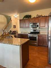 1082 Paddock Dr #78 in South Lyon, MI Photo 4