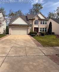 2397 Cedar Knoll Dr in Troy, MI Photo 5