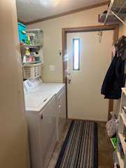 6704 Mill Stream Ln in Lansing, MI Photo 4