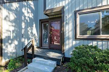 568 Foxboro Square in Brighton, MI Photo 2