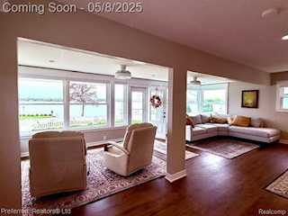 11952 N Main St in Green Oak Twp, MI Photo 3