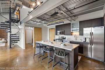 333 E Parent Ave #43 in Royal Oak, MI Photo 4