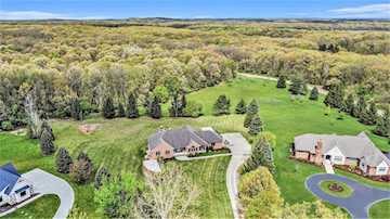 834 Joseph Ct in Sylvan Twp, MI Photo 2