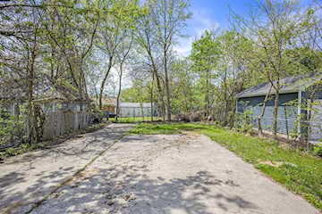 813 N Jenison Ave in Lansing, MI Photo 4
