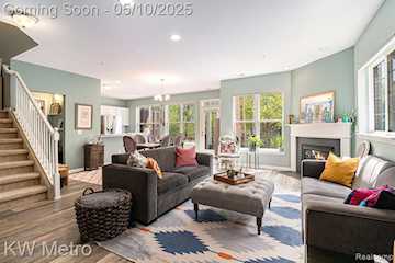 3162 Asher Rd in Ann Arbor, MI Photo 3