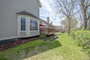 902 Whisperwood Dr in Fenton, MI Photo 5