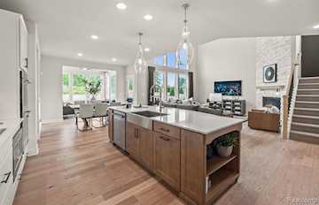 22884 Ronway Ln in Lyon Twp, MI Photo 4