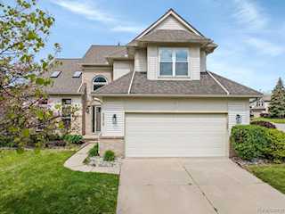 5572 Justin in Ypsilanti Twp, MI Photo 2
