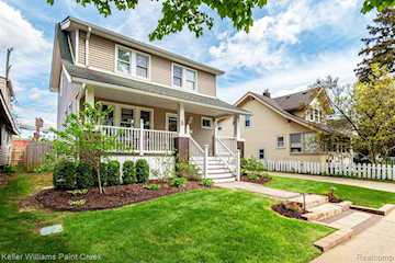 606 N Center St in Royal Oak, MI Photo 2