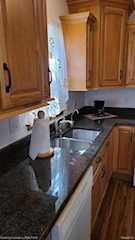 527 Rosemont Ave in Saline, MI Photo 5