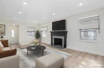 4303 Bedford St in Detroit, MI Photo 3