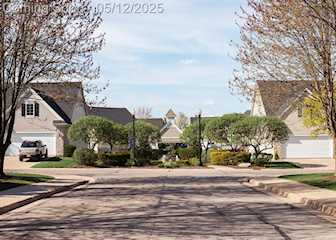 161 Burwyck Park Dr in Saline, MI Photo 5
