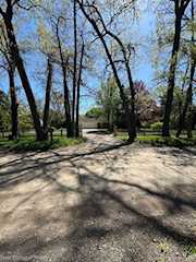 1875 Gray Rd in Genoa Twp, MI Photo 4