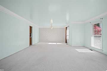 1254 Heatherwoode Rd in Flint Twp, MI Photo 5