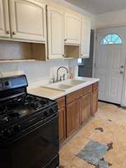 11280 Maxwell Ave in Warren, MI Photo 2