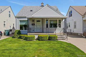 1820 Detroit Ave in Lincoln Park, MI Photo 2