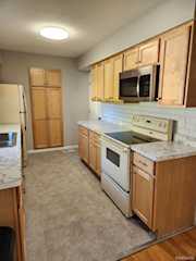 501 Virginia Ave in East Lansing, MI Photo 4