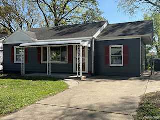 26110 Nagel St in Roseville, MI Photo 2