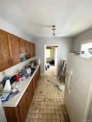2612 Maplewood Ave in Flint, MI Photo 4