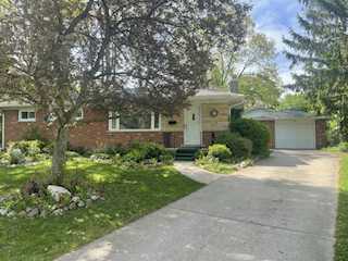 950 Raymond St in Ann Arbor, MI Photo 2