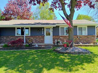 2736 Gilbert Rd in Lansing, MI Photo 2