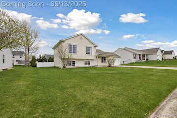 684 Haystack Dr in Linden, MI Photo 2