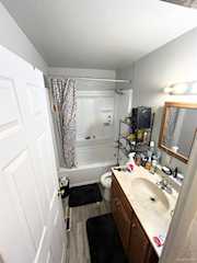 1622 Barbara Dr in Flint, MI Photo 4
